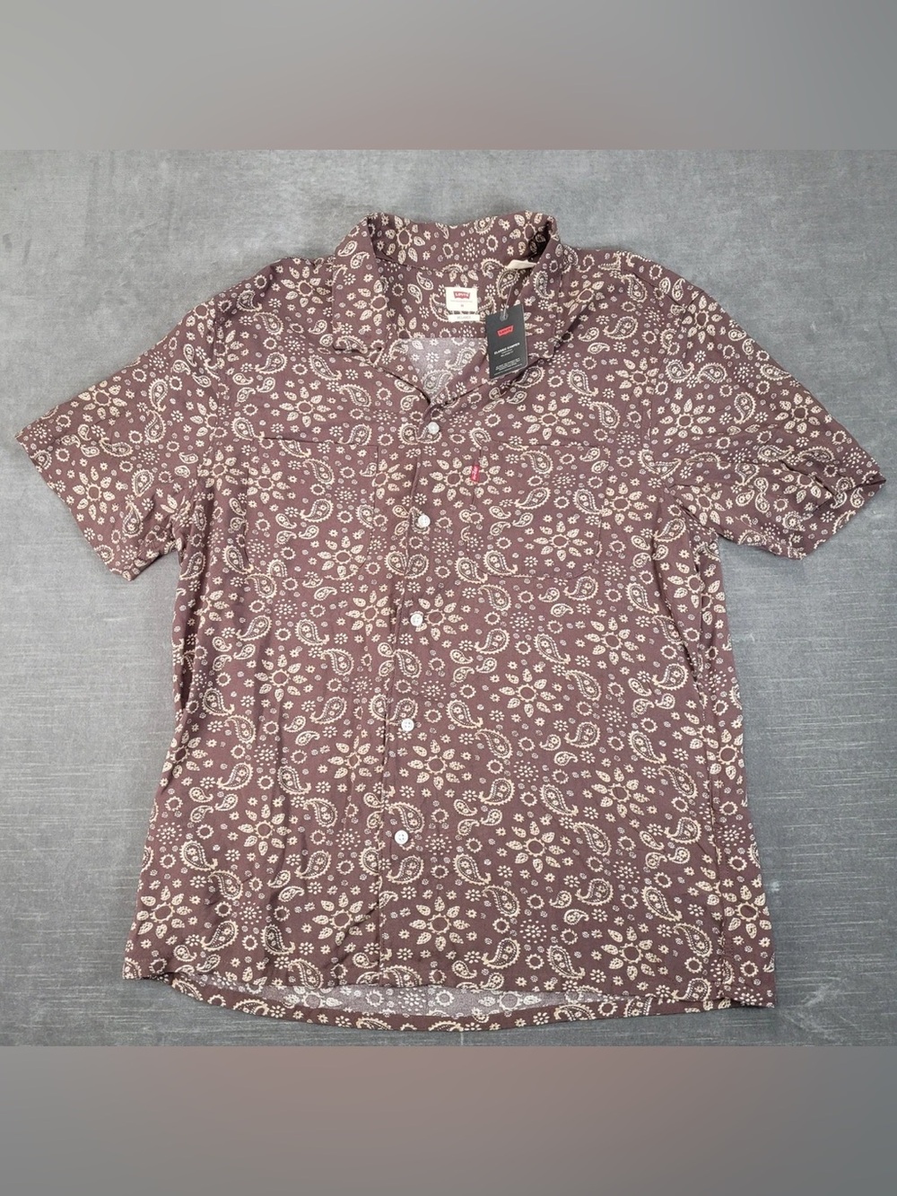 Levi's Men's Brown Paisley Short-Sleeve Button-Down Shirt